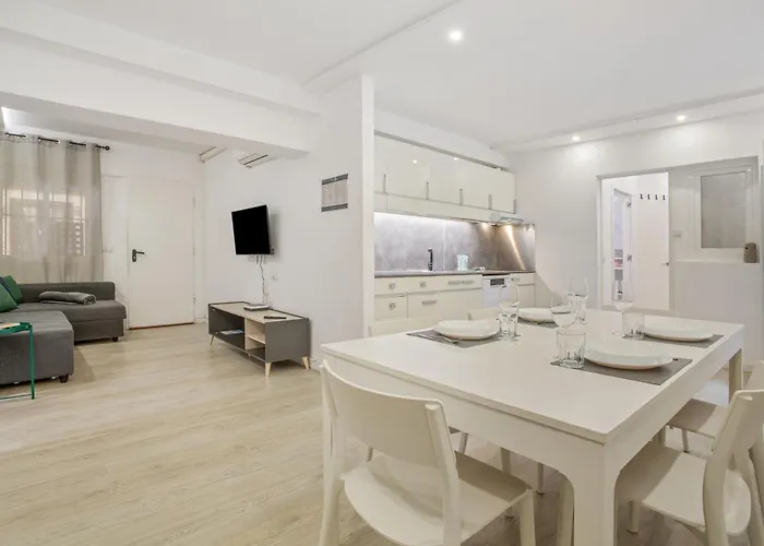 Americas Seafront - Free Wi-fi Holiday home *