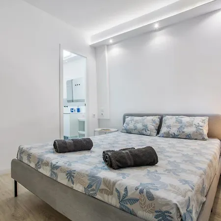 Americas Seafront - Free Wi-fi Holiday home Playa de las Americas (Tenerife)